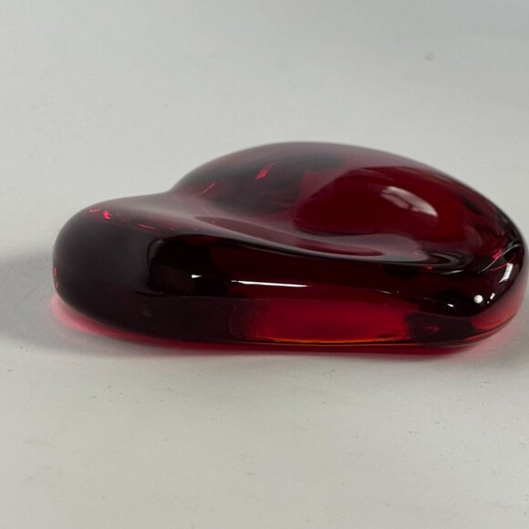 Tiffany & Co. Elsa Peretti Ruby Red Glass Heart Paperweight 4" - Picture 16 of 16